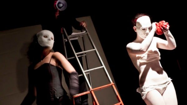 Giovanna d'Amico - Un passo avanti uno indietro - Performance Art