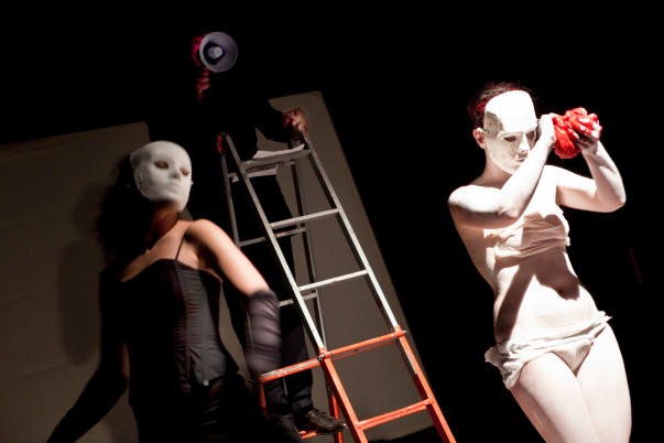 Giovanna d'Amico - Un passo avanti uno indietro - Performance Art