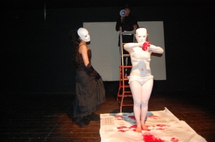 Un passo avanti e uno indietro